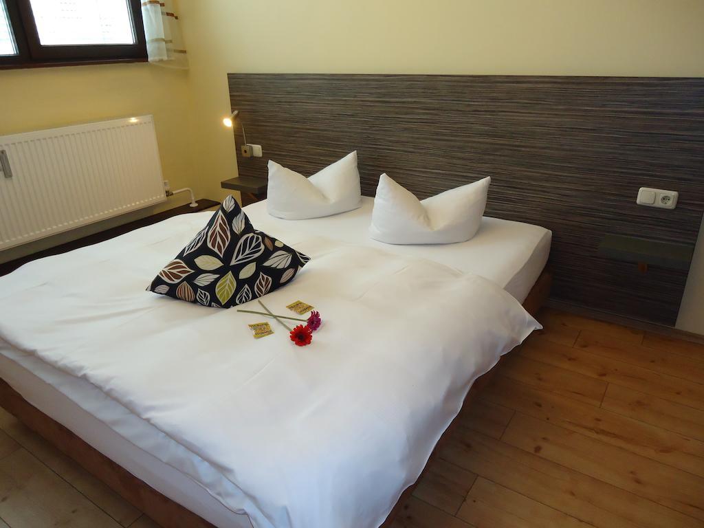 Stadthotel Регенсбург Номер фото